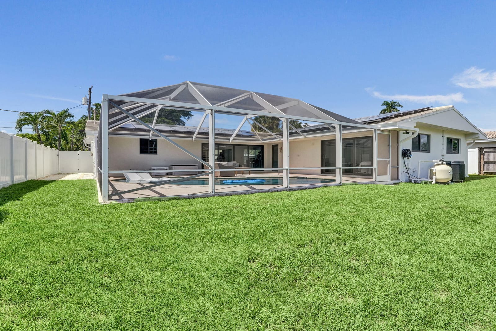 5820 NE 14th Way, Fort Lauderdale, FL 33334 photo 2