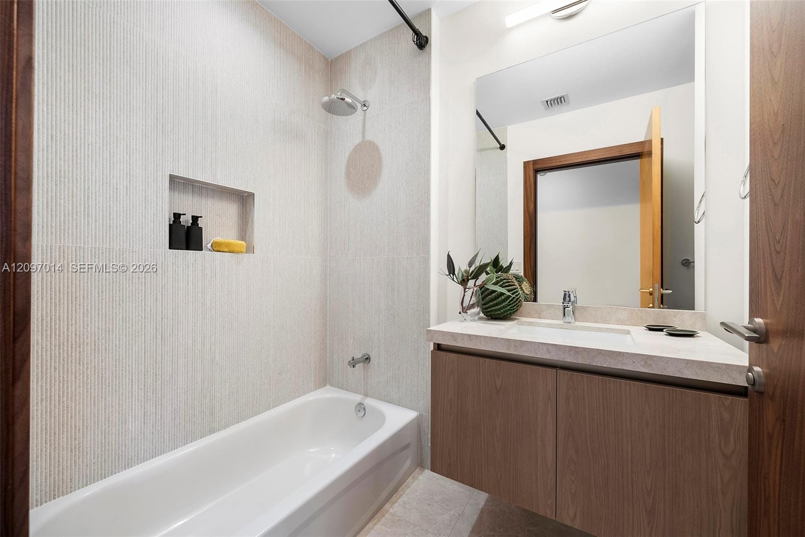 701 Valencia Avenue 301, Coral Gables, FL 33134 photo 30