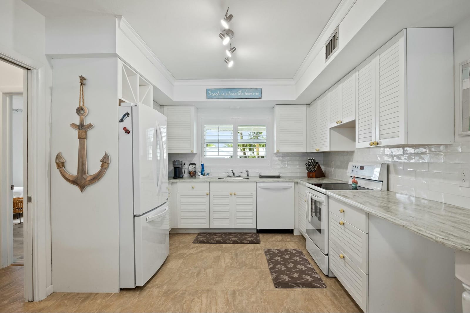 337 Fairway N, Tequesta, FL 33469 photo 9
