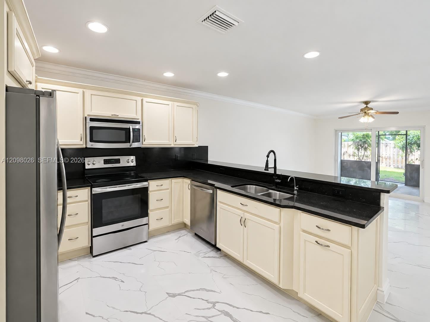 2375 NW 123rd Avenue, Coral Springs, FL 33065 photo 3