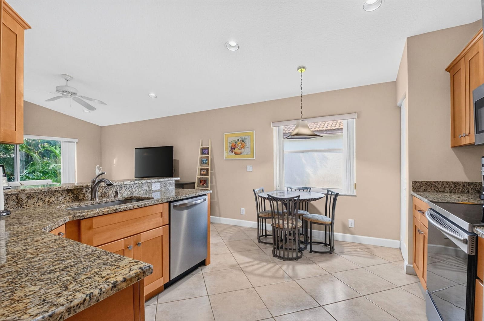 9864 Arbor View Drive S — photo 2
