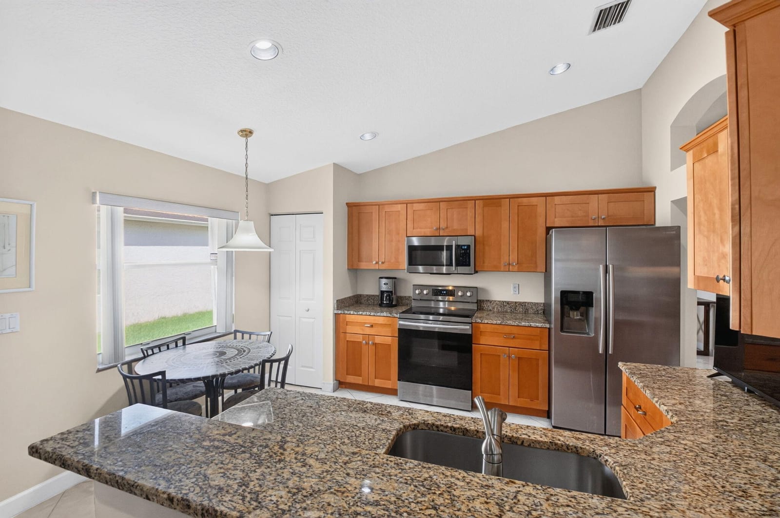 9864 Arbor View Drive S — photo 3