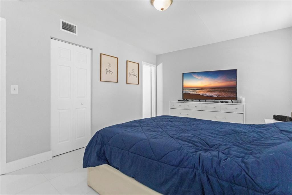 8751 SHADOW WOOD Boulevard 102 — photo 4