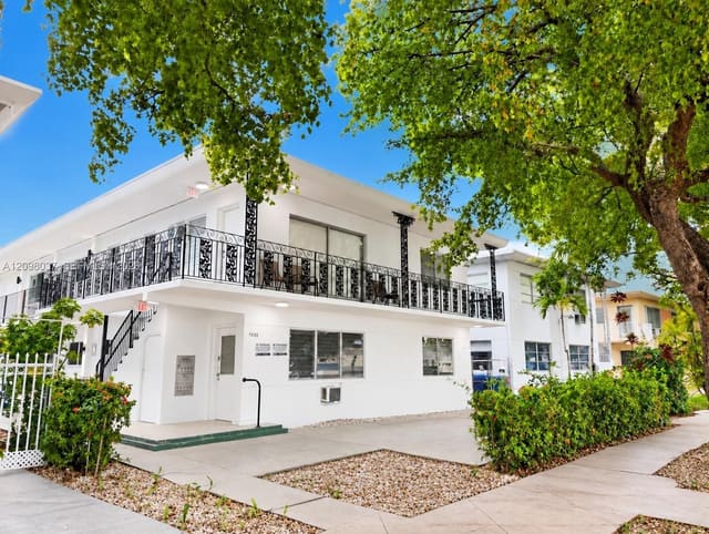 1235 Normandy Drive 7, Miami Beach, FL 33141