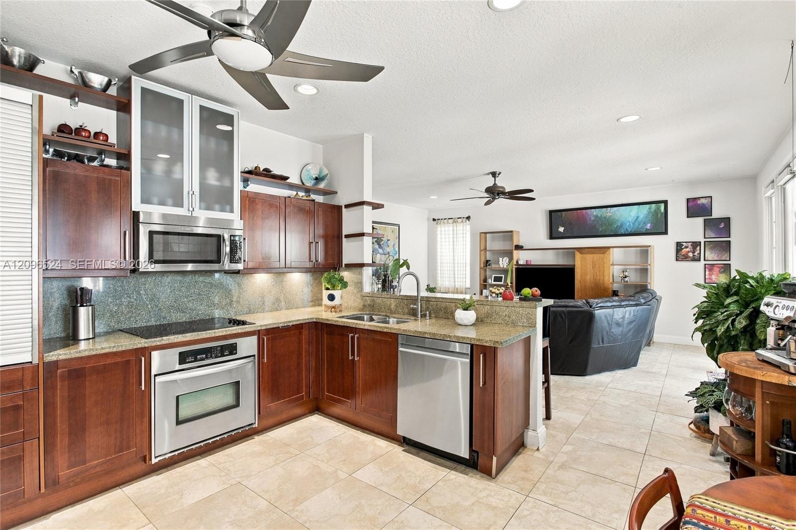 447 Cambridge Drive, Weston, FL 33326 photo 14