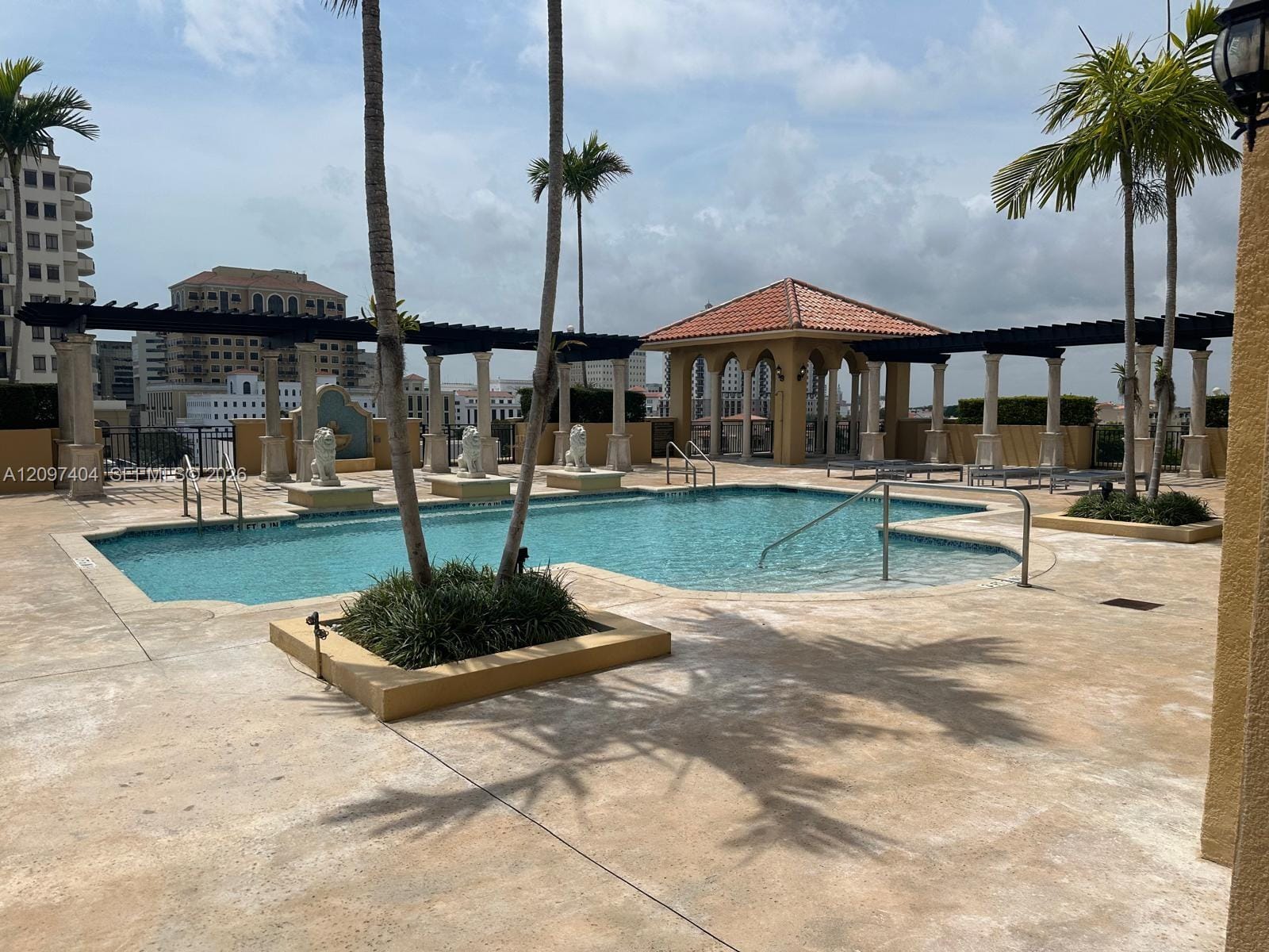 1607 Ponce De Leon Boulevard 8D, Coral Gables, FL 33134 photo 8