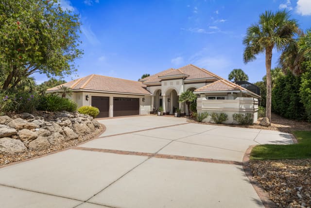 113 ISLAND ESTATES Parkway, Palm Coast, FL 32137