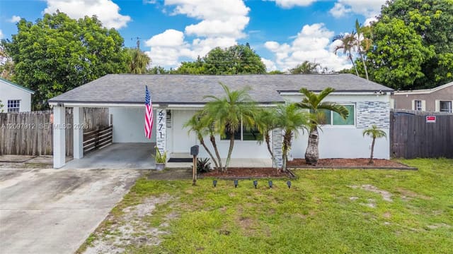 6771 Harding Street, Hollywood, FL 33024