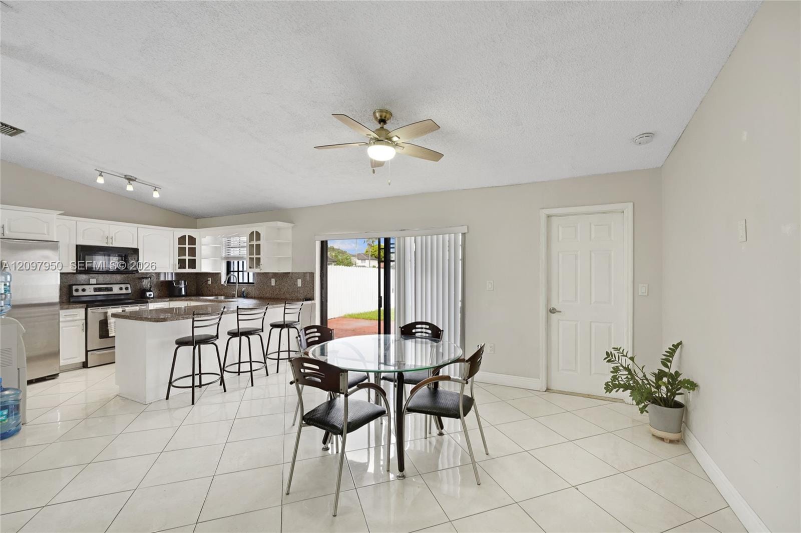 6316 SW 151st Place — photo 3