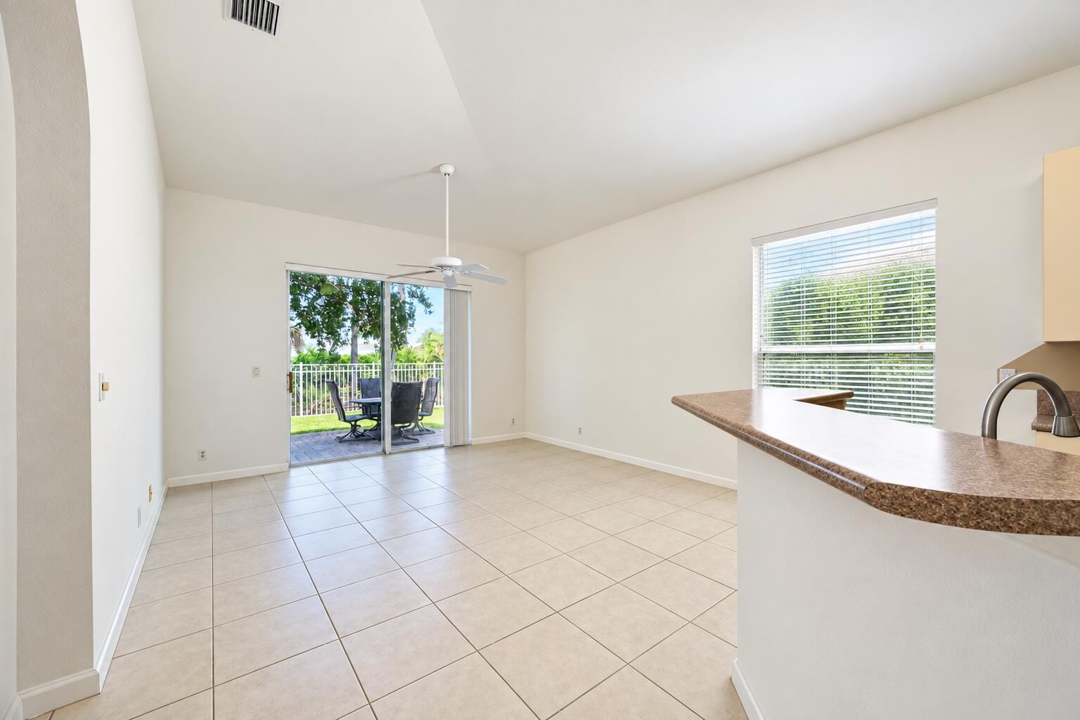 6128 Spring Lake Terrace, Fort Pierce, FL 34951 photo 8