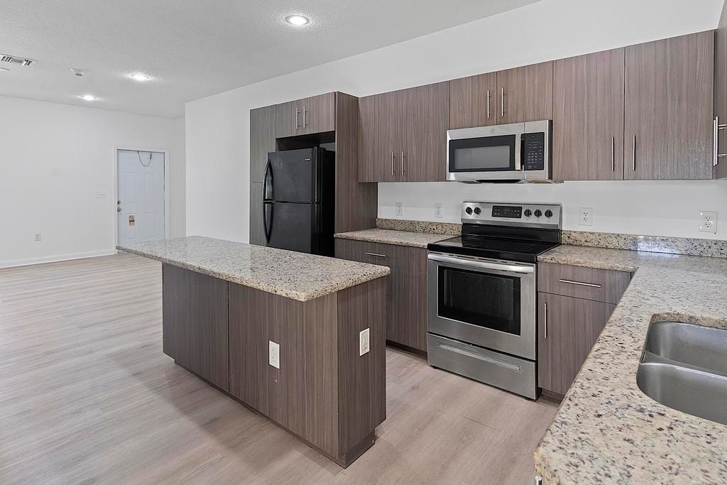 105 2nd Street 5, Lake Park, FL 33403 photo 6