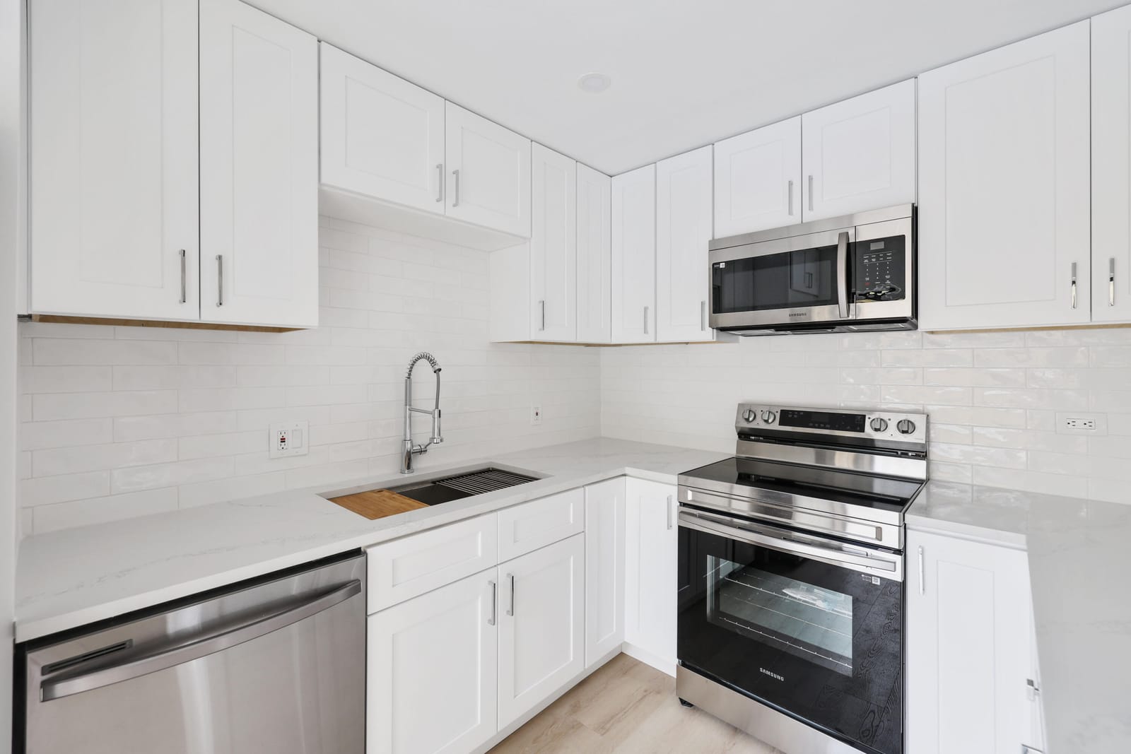 703 7th Terrace — photo 9