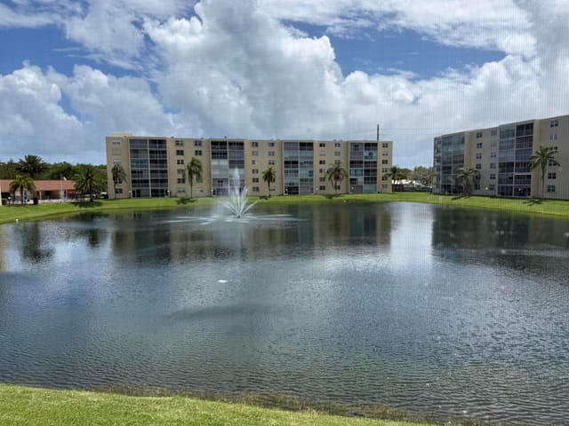 401 SE 3RD Street 204, Dania Beach, FL 33004