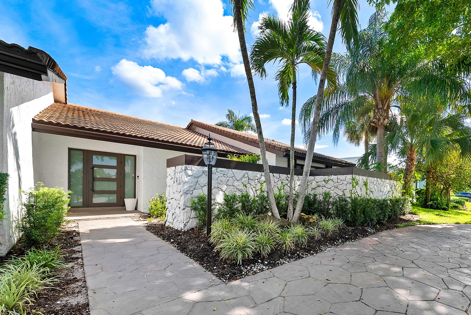 3527 Pine Lake Court — photo 4