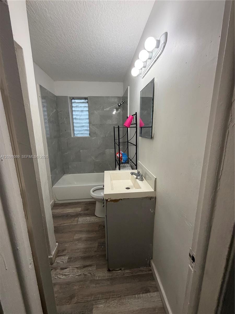 16031 NE 18th Place 2, North Miami Beach, FL 33162 photo 4