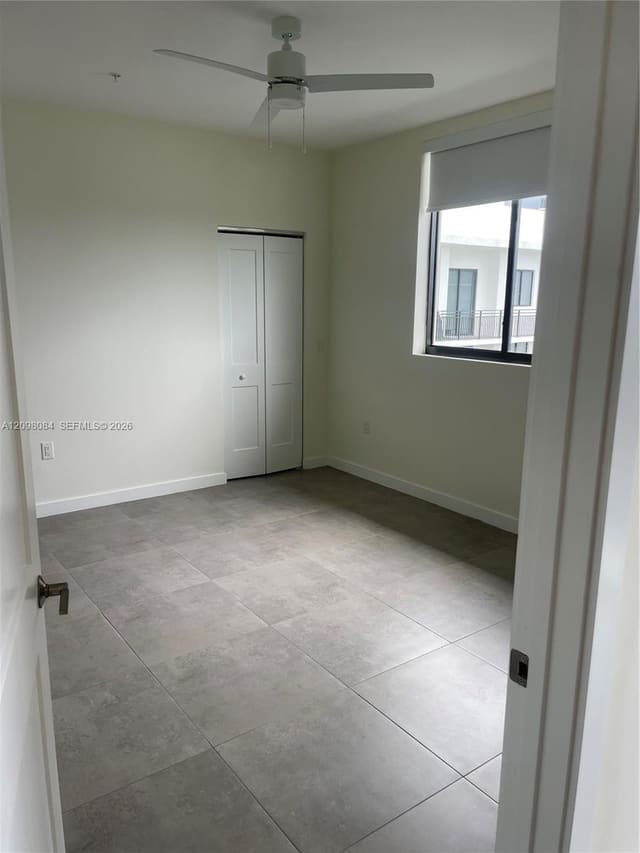 16395 Biscayne Boulevard 2011, North Miami Beach, FL 33160