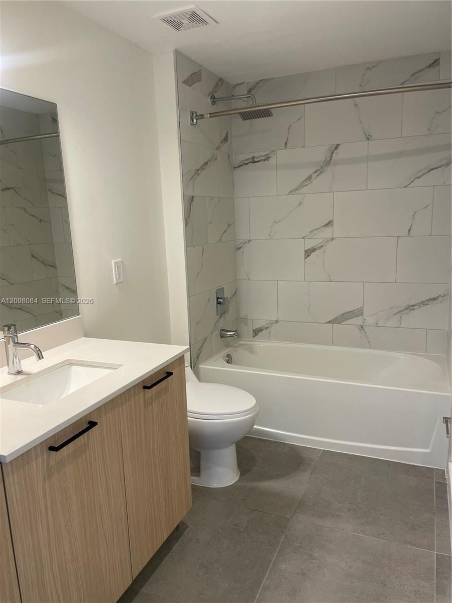 16395 Biscayne Boulevard 2011, North Miami Beach, FL 33160 photo 6