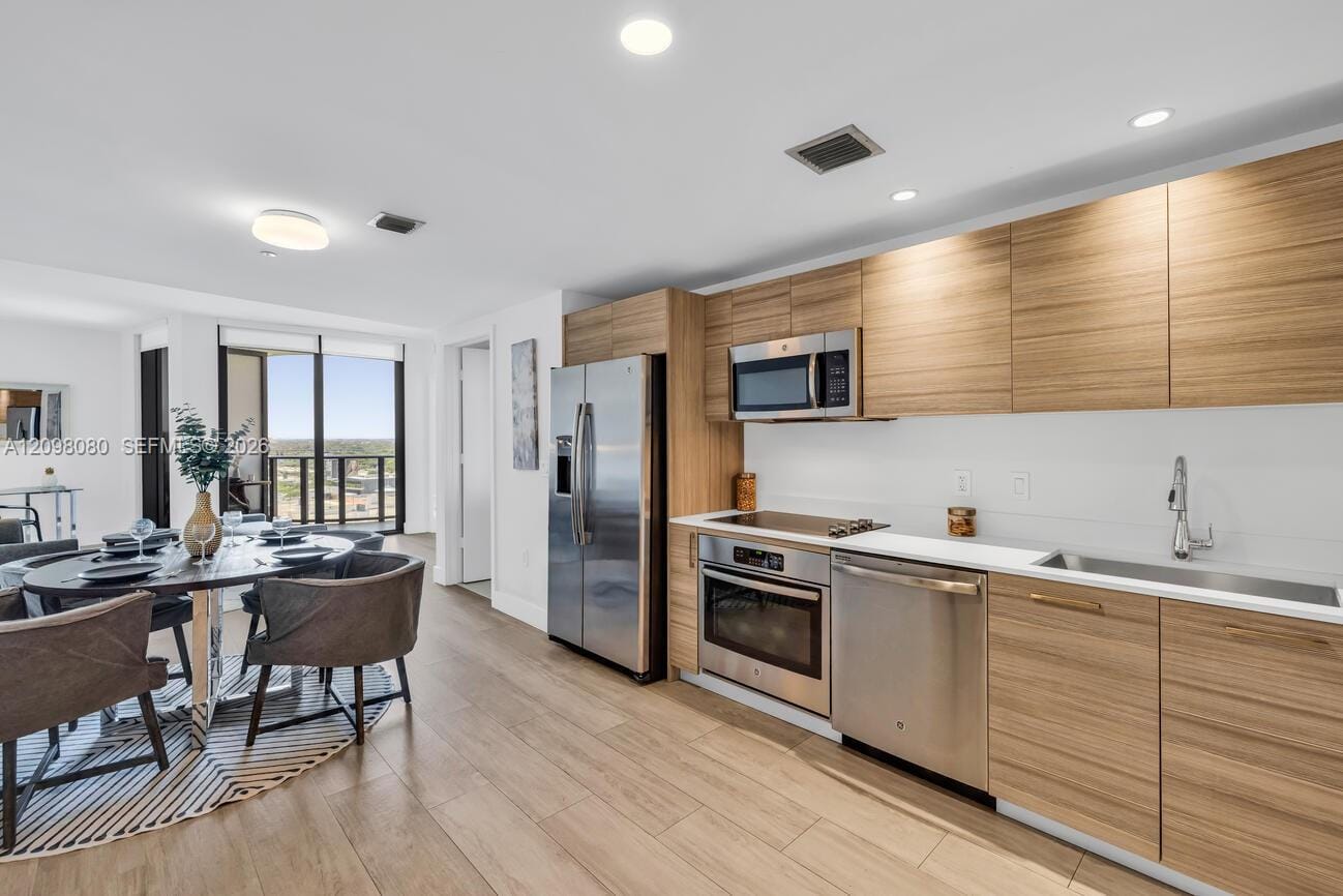 121 NE 34th Street 1514, Miami, FL 33137