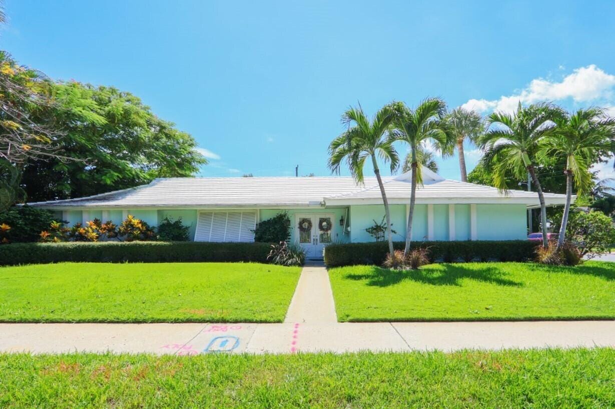 222 33RD Street