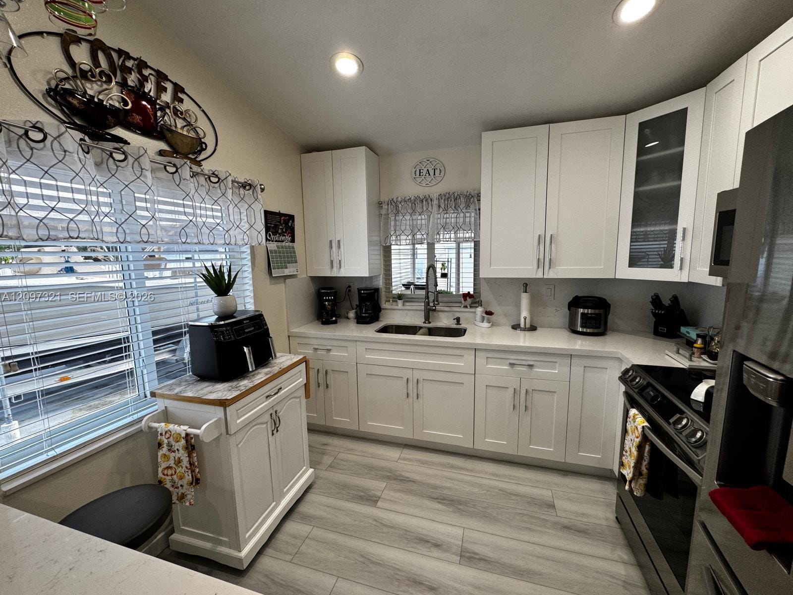 5836 NW 199th Street — photo 8