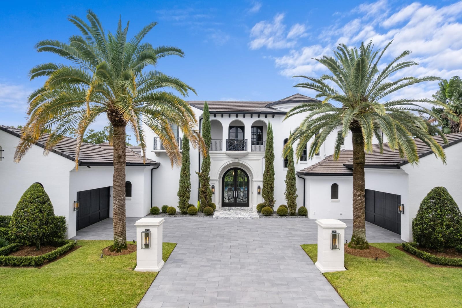 111 Via Palacio, Palm Beach Gardens, FL 33418 photo 2