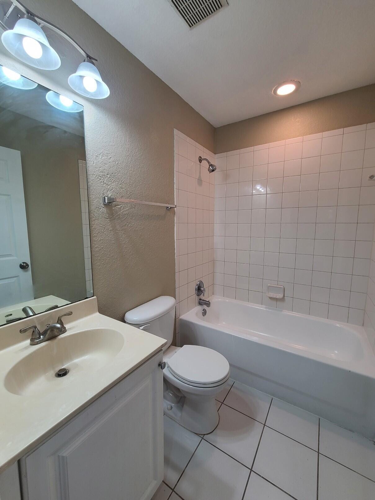 1228 LUCAYA Drive, Riviera Beach, FL 33404 photo 30