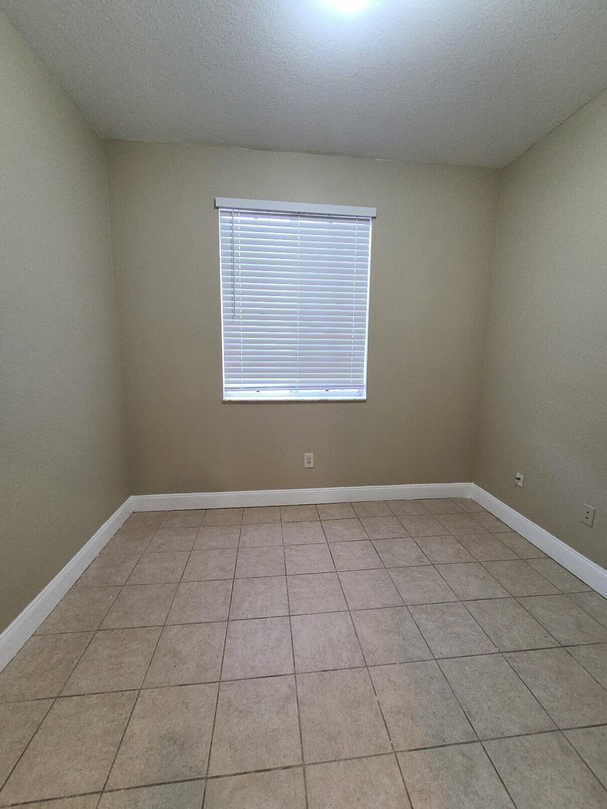 1228 LUCAYA Drive — photo 8