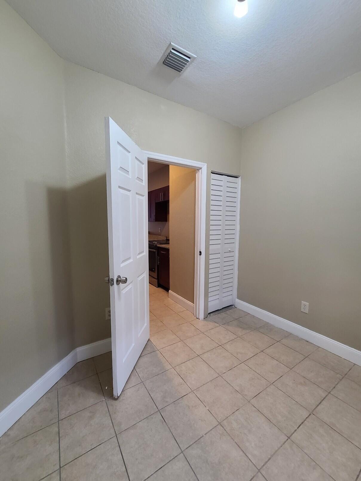 1228 LUCAYA Drive — photo 9