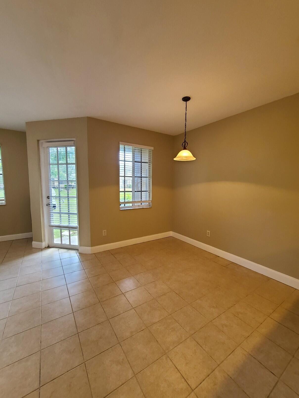 1228 LUCAYA Drive — photo 10