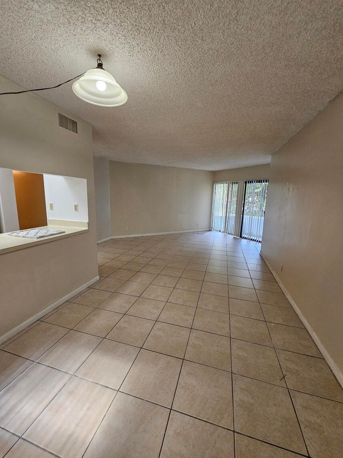 2000 N CONGRESS Avenue 104, West Palm Beach, FL 33401 photo 2