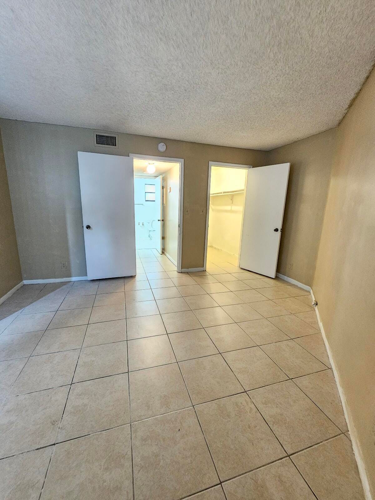 2000 N CONGRESS Avenue 104, West Palm Beach, FL 33401 photo 11