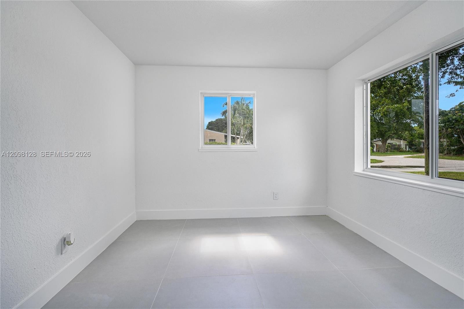 321 NW 36th Street, Oakland Park, FL 33309 photo 16