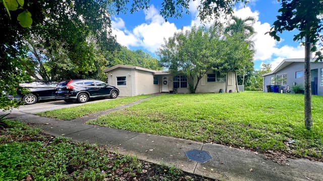 3999 NW 36TH Street, Lauderdale Lakes, FL 33309
