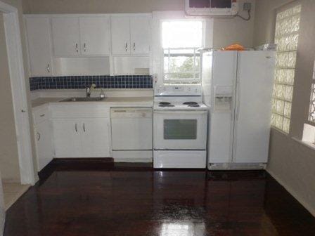 209 S Lakeside Drive — photo 11