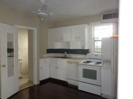 209 S Lakeside Drive — photo 12