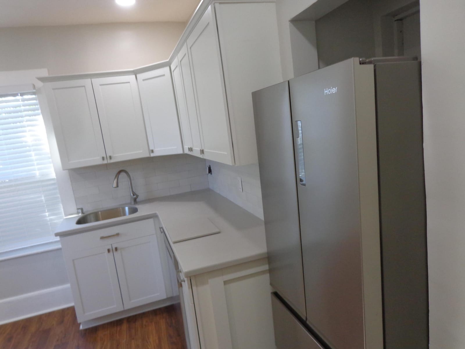 209 S Lakeside Drive — photo 4