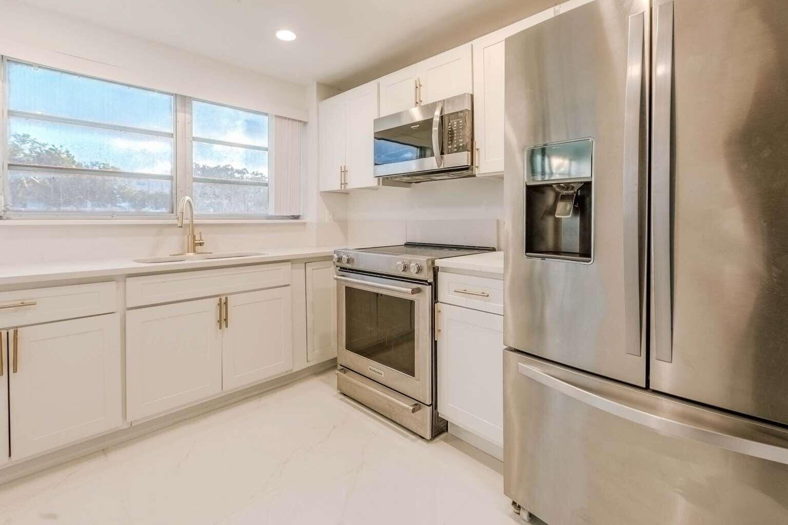 2401 NW 41ST Avenue 101 — photo 4