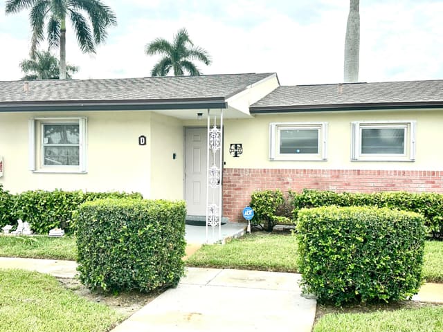 2751 Ashley Drive E D, West Palm Beach, FL 33415