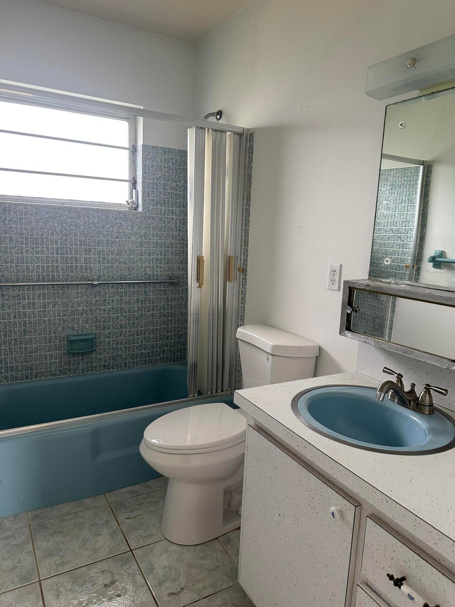 2751 Ashley Drive E D — photo 10