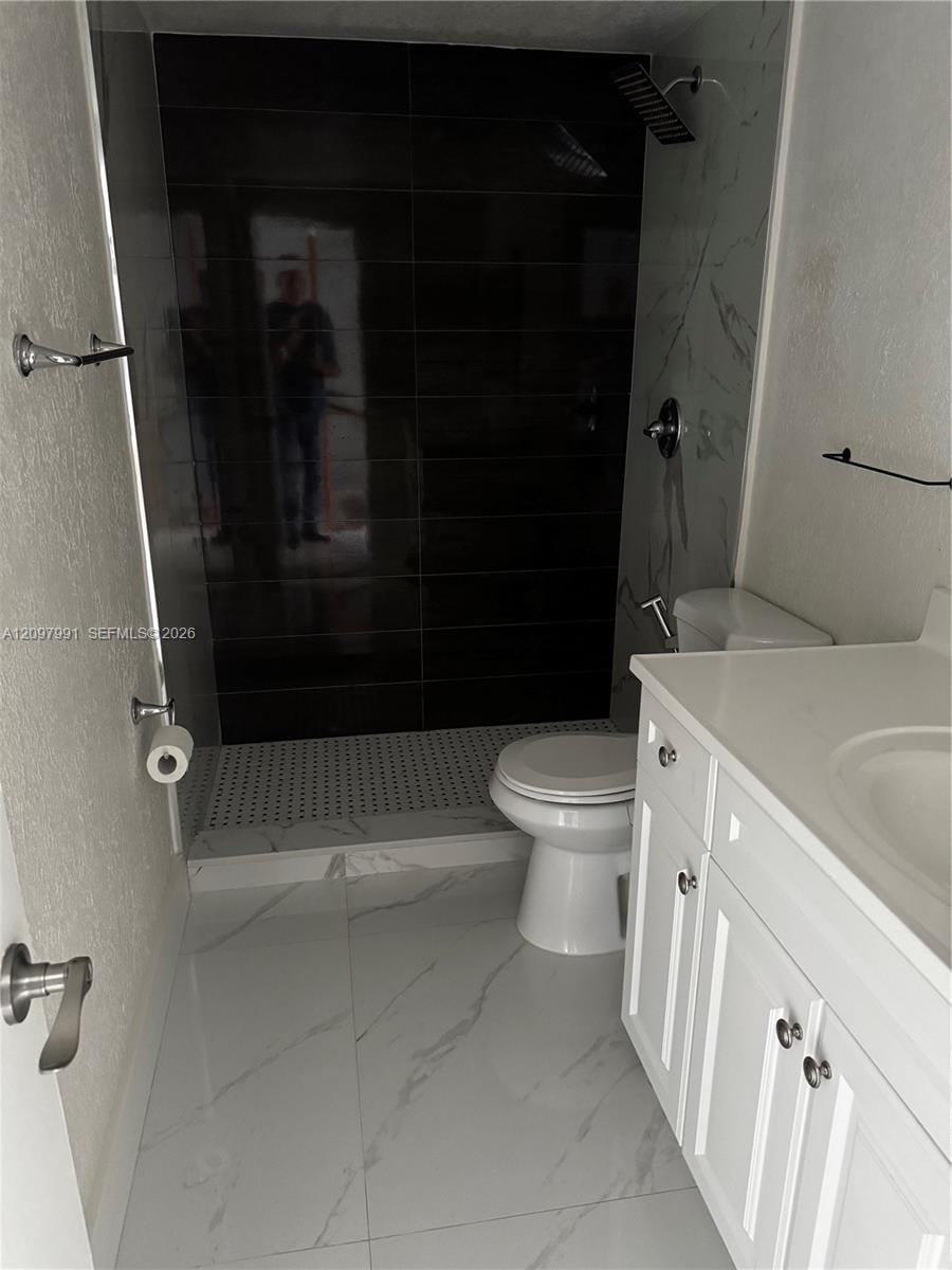 811 W 79th Place 811, Hialeah, FL 33014 photo 9