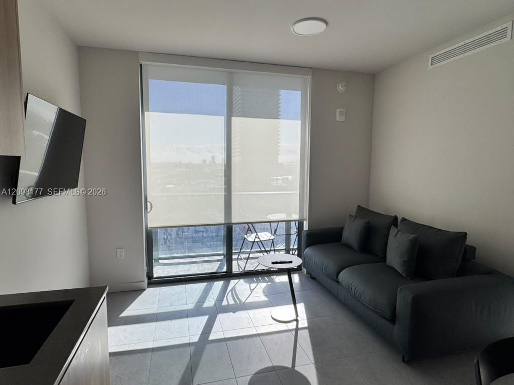 121 NE 5th Street 1913, Miami, FL 33132 photo 12
