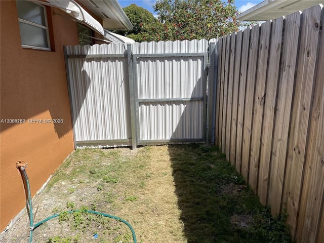 10040 SW 164th Terrace 1, Miami, FL 33157
