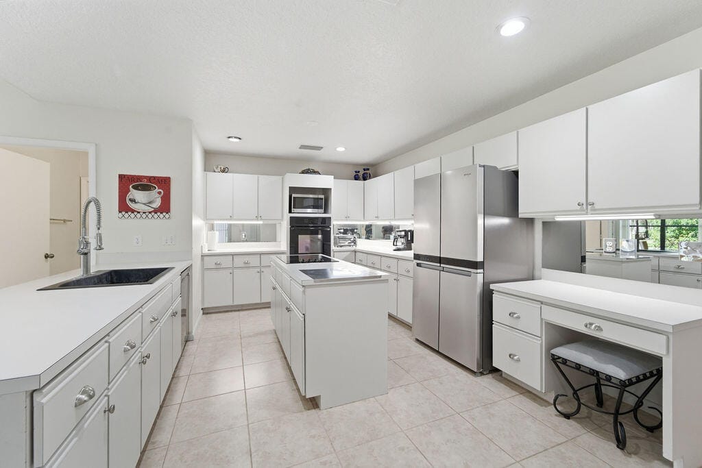 5562 REYNOLDS Road — photo 12