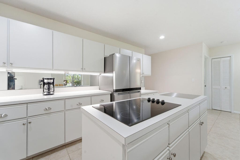 5562 REYNOLDS Road, Lake Worth, FL 33449 photo 16
