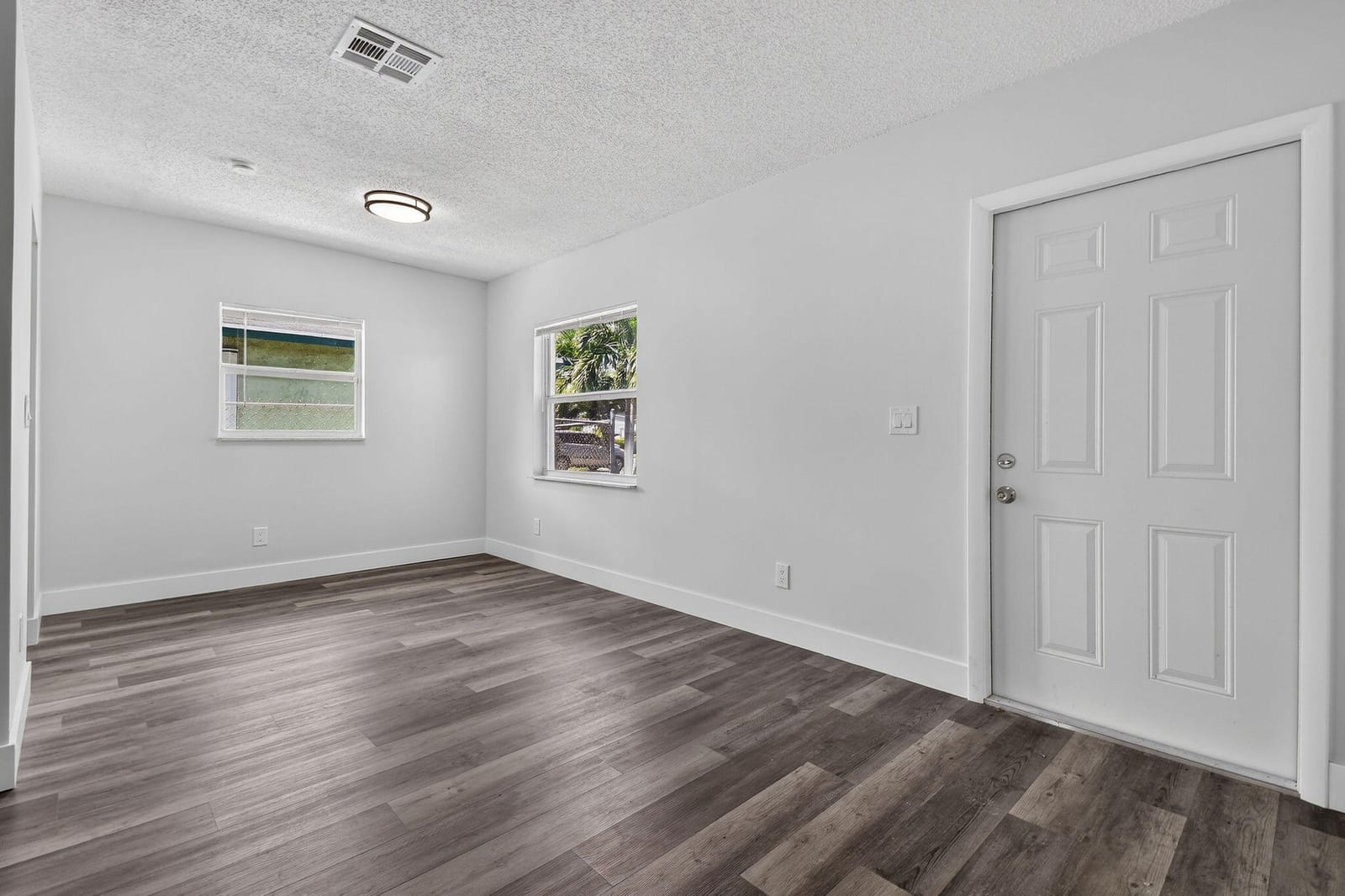 1025 W 7TH Street, Riviera Beach, FL 33404 photo 15