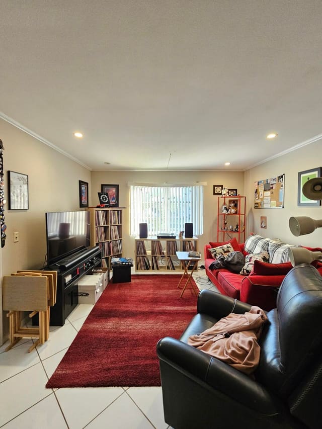 119 NE 19TH Court 211G, Wilton Manors, FL 33305