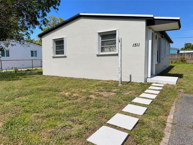 1511 N 70th Terrace 0, Hollywood, FL 33024