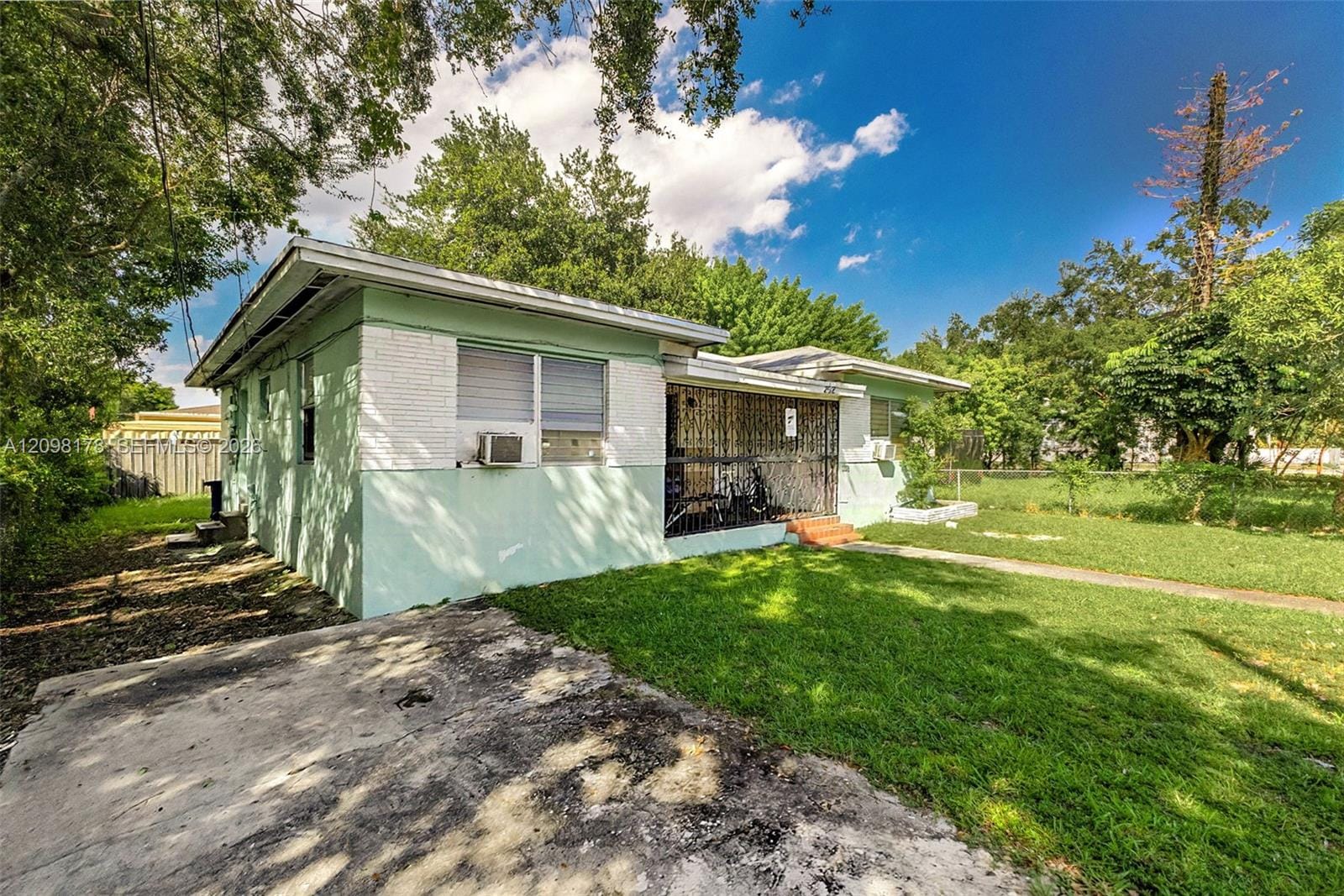2525 NW 50th Street, Miami, FL 33142 photo 23