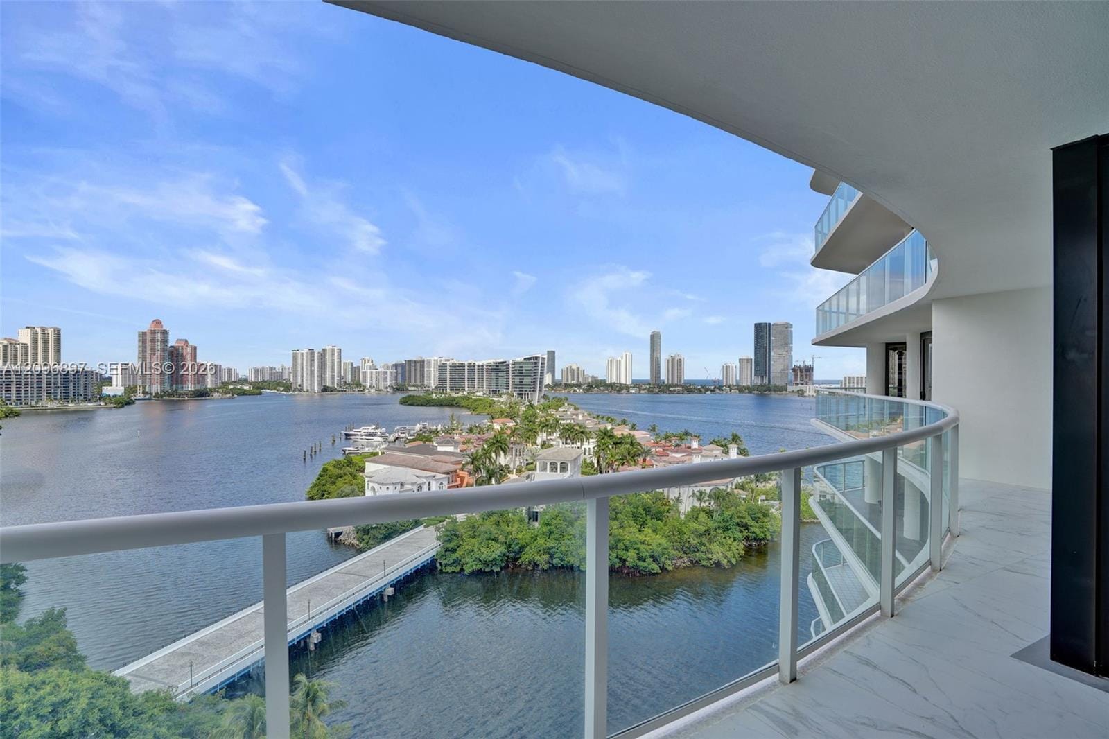 4000 Island Boulevard 1205, Aventura, FL 33160 photo 2