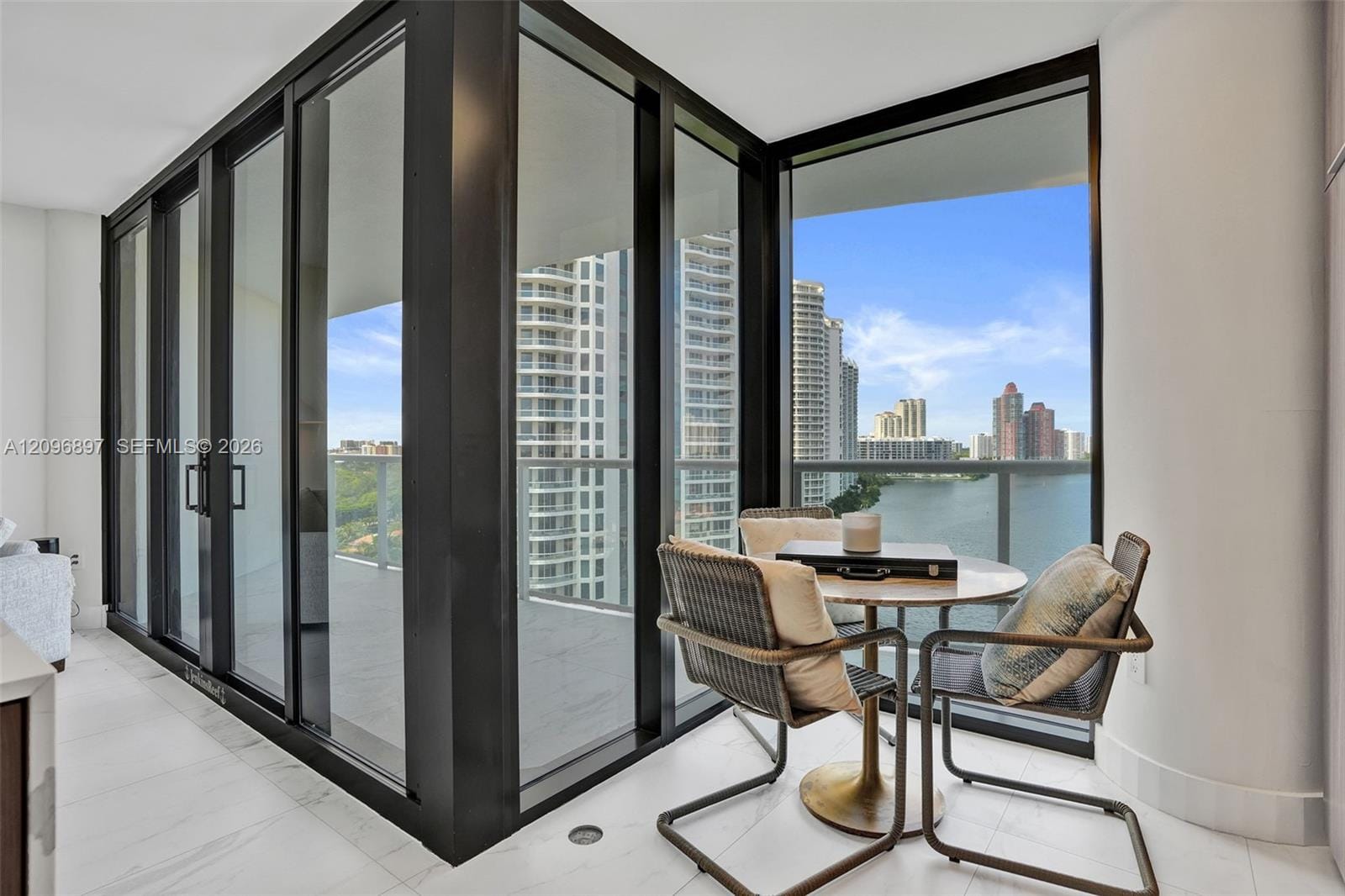 4000 Island Boulevard 1205, Aventura, FL 33160 photo 16